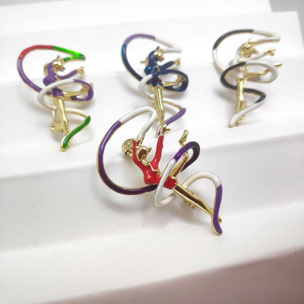 Брошь Гимнастка с лентой